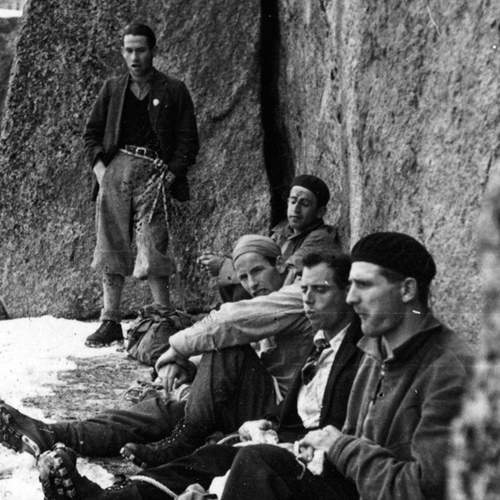 Robert Gallay lors d’une escalade dans le massif du Mont Blanc.